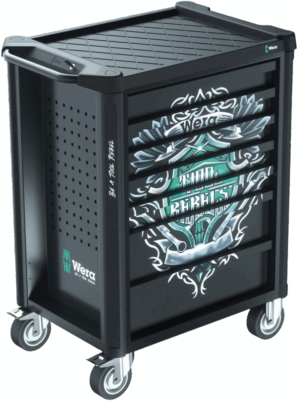 Amply equipped roller cabinet
